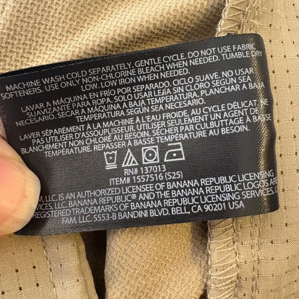 Banana Republic Mens 34x30 Khaki Tan Performance Chino Pants‎ 1557516